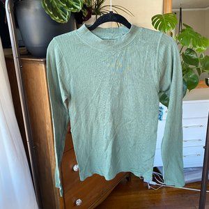 NWT | Free People | Green Lightweight Long Sleeve